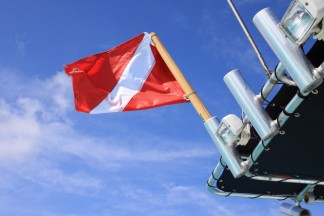 snorkeling tours grand cayman boat charter